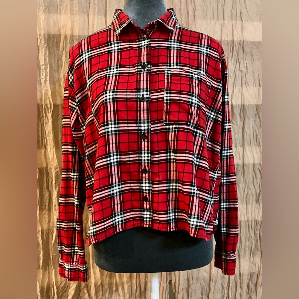 H & M Divided Cropped Flannel Shirt. Size 8